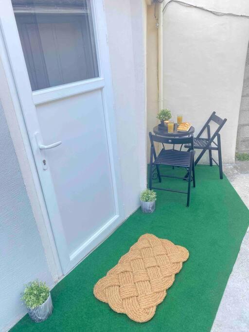 شقة Duplex Aux Porte De Paris بور-لا-رين المظهر الخارجي الصورة
